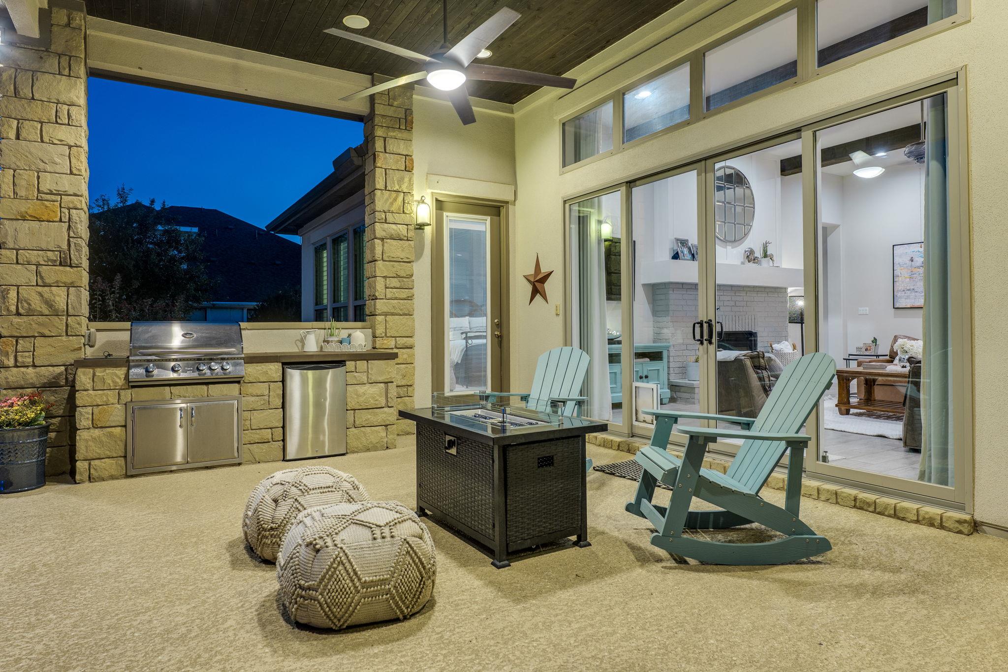 2800 Crystal Falls Pkwy, Leander, TX 78641