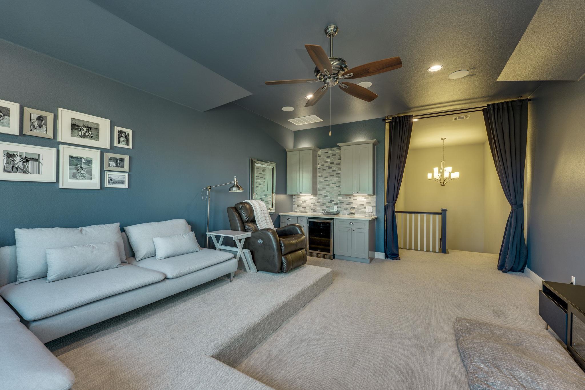 2800 Crystal Falls Pkwy, Leander, TX 78641