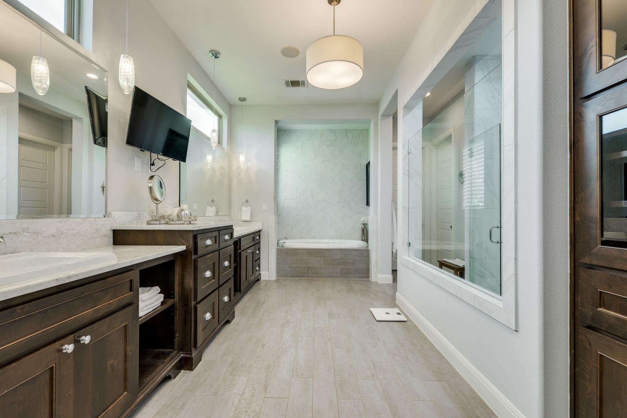 2800 Crystal Falls Pkwy, Leander, TX 78641