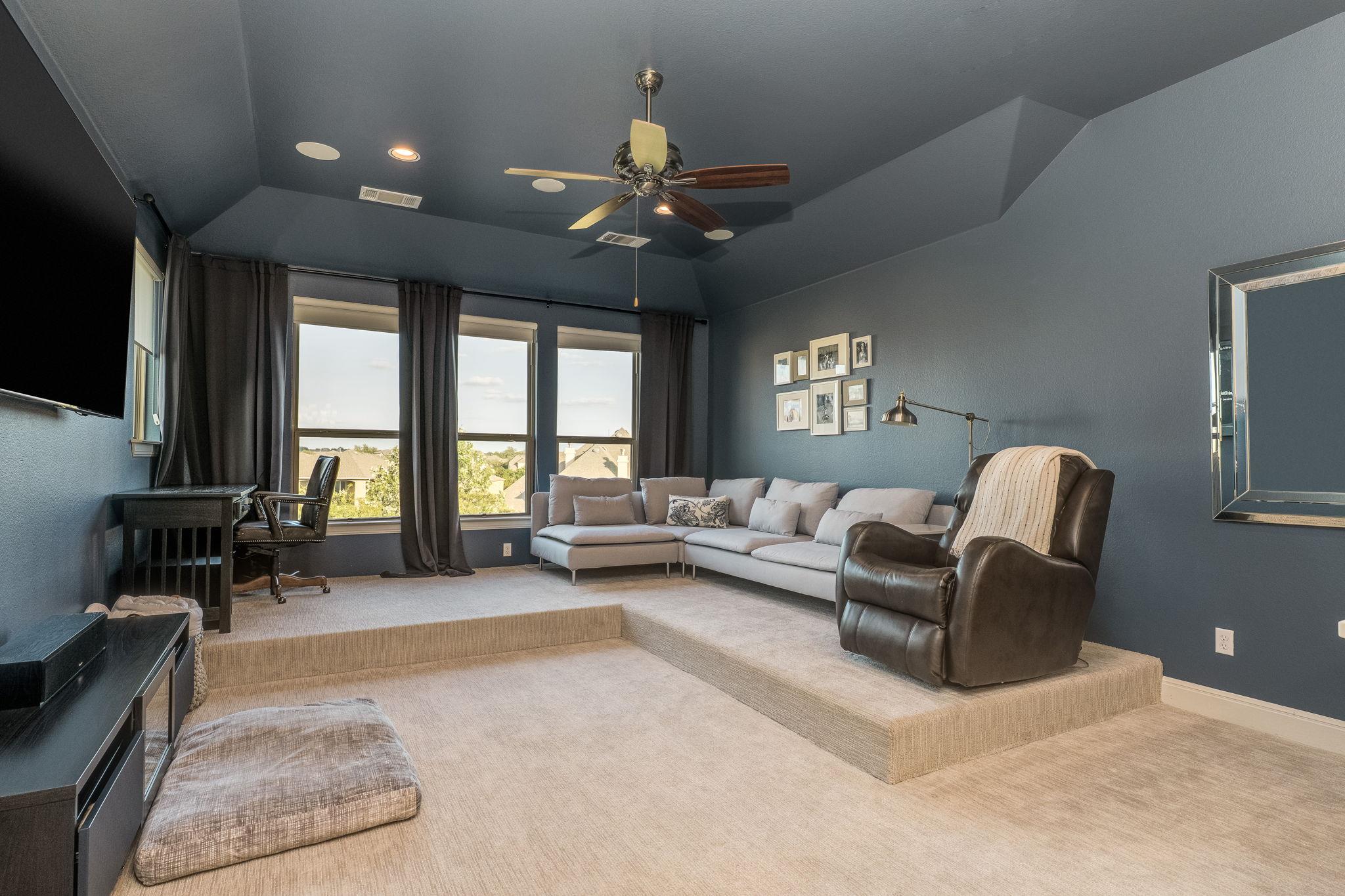 2800 Crystal Falls Pkwy, Leander, TX 78641