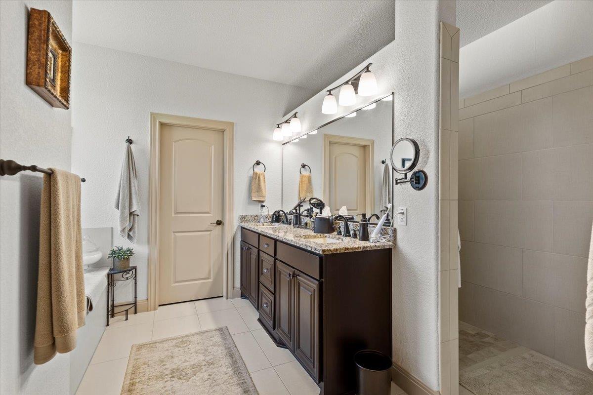 224 Whitney Woods Cir, Georgetown, TX 78633