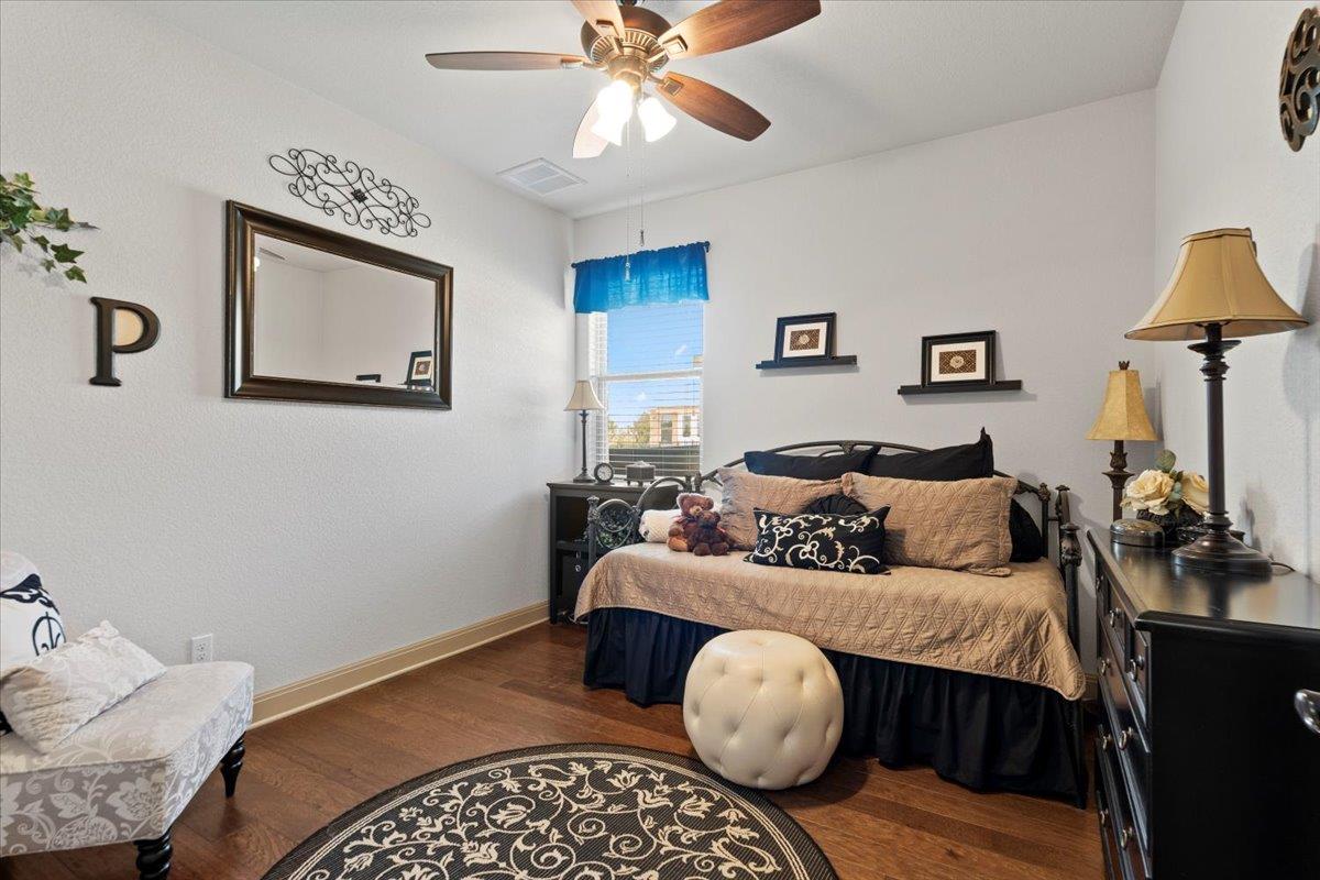 224 Whitney Woods Cir, Georgetown, TX 78633