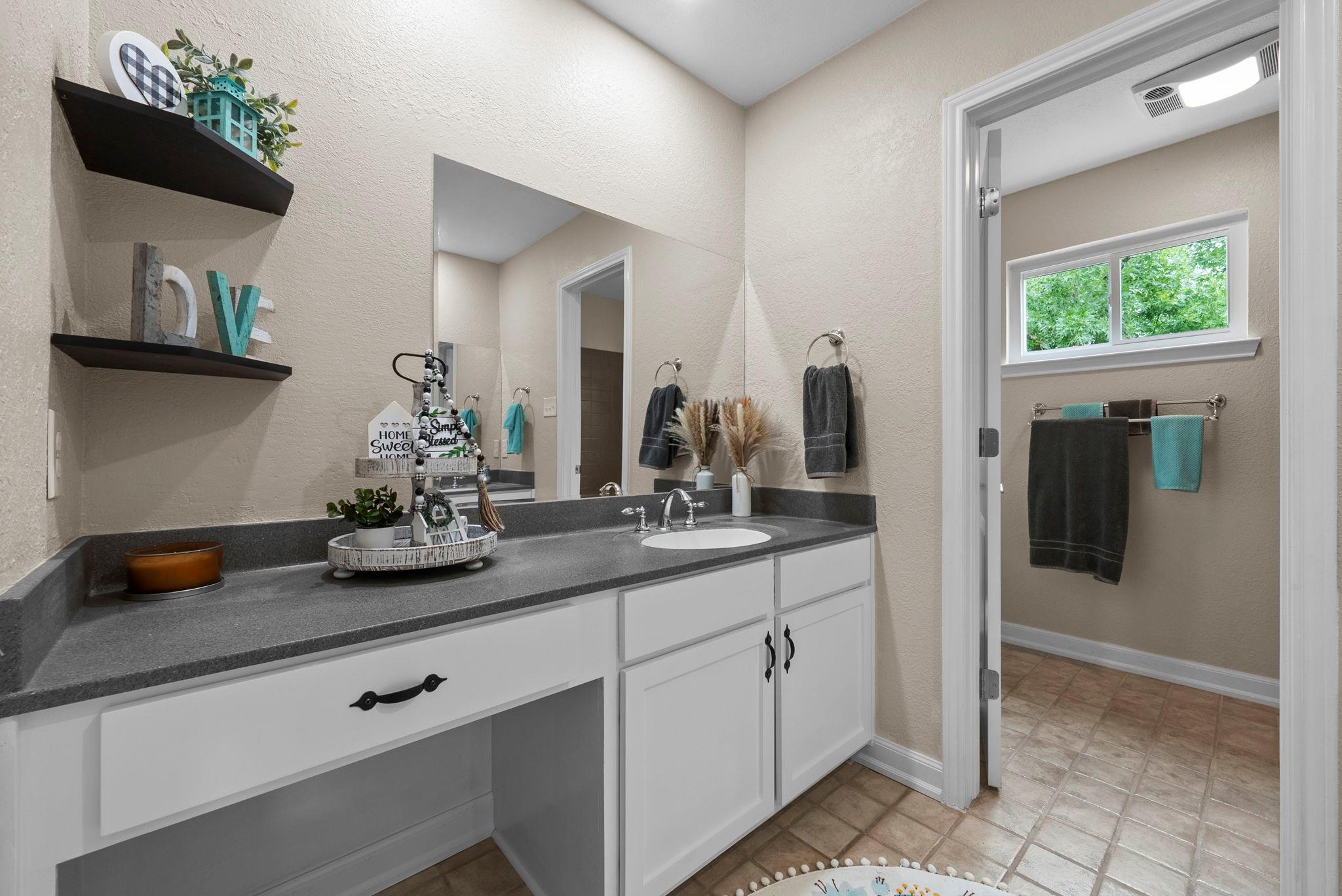 2702 Double Tree St, Round Rock, TX 78681