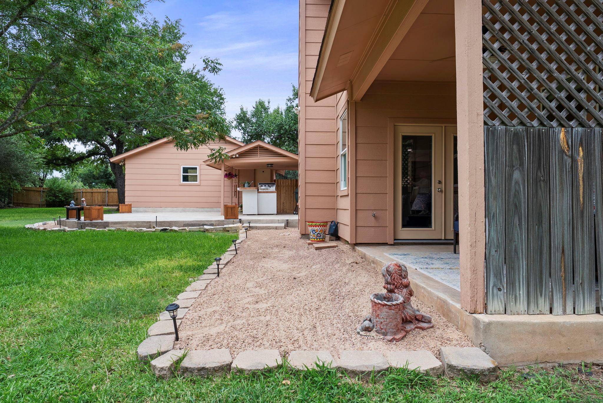 2702 Double Tree St, Round Rock, TX 78681