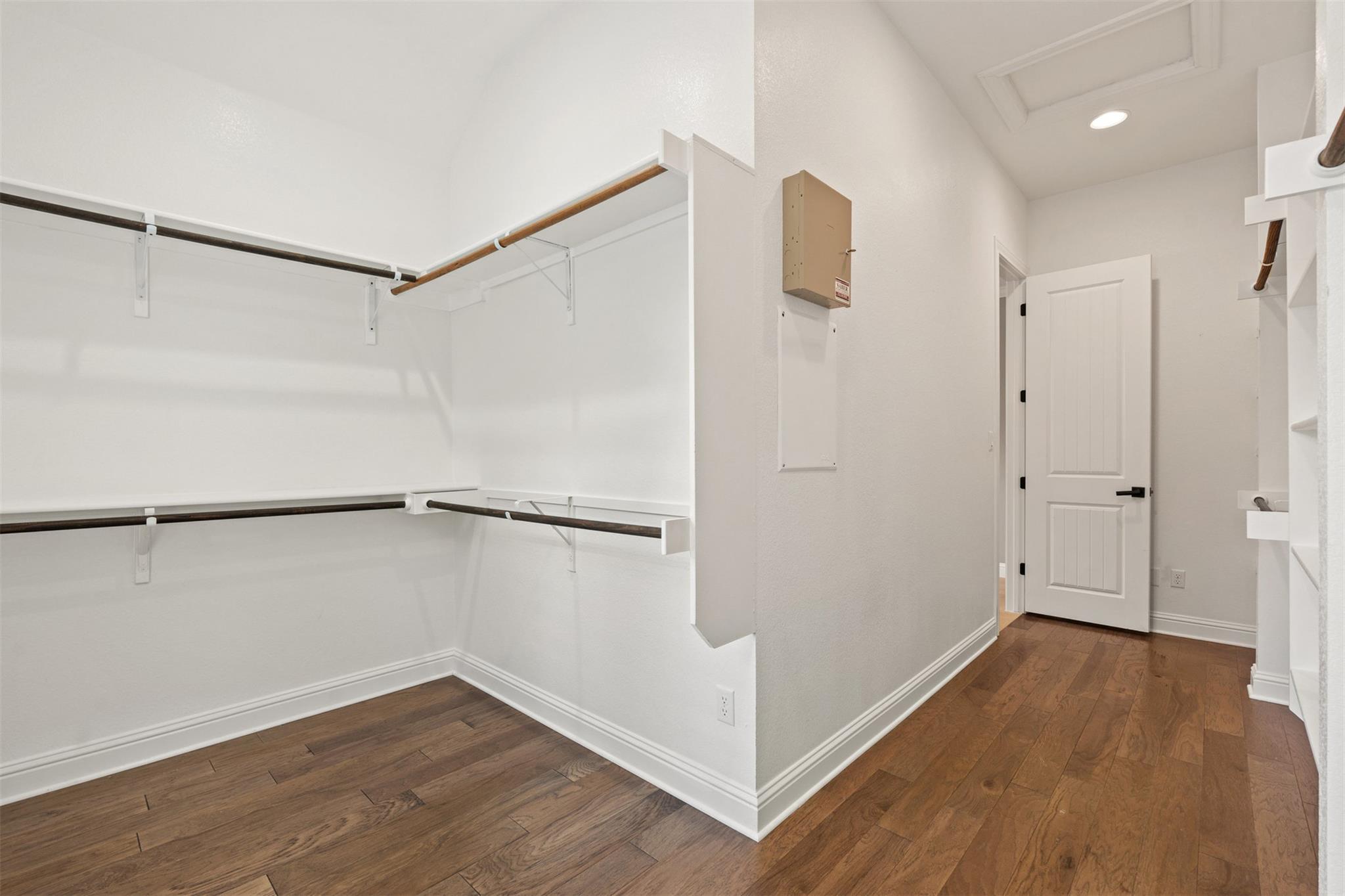 311 Lodestone Ln, Austin, TX 78738