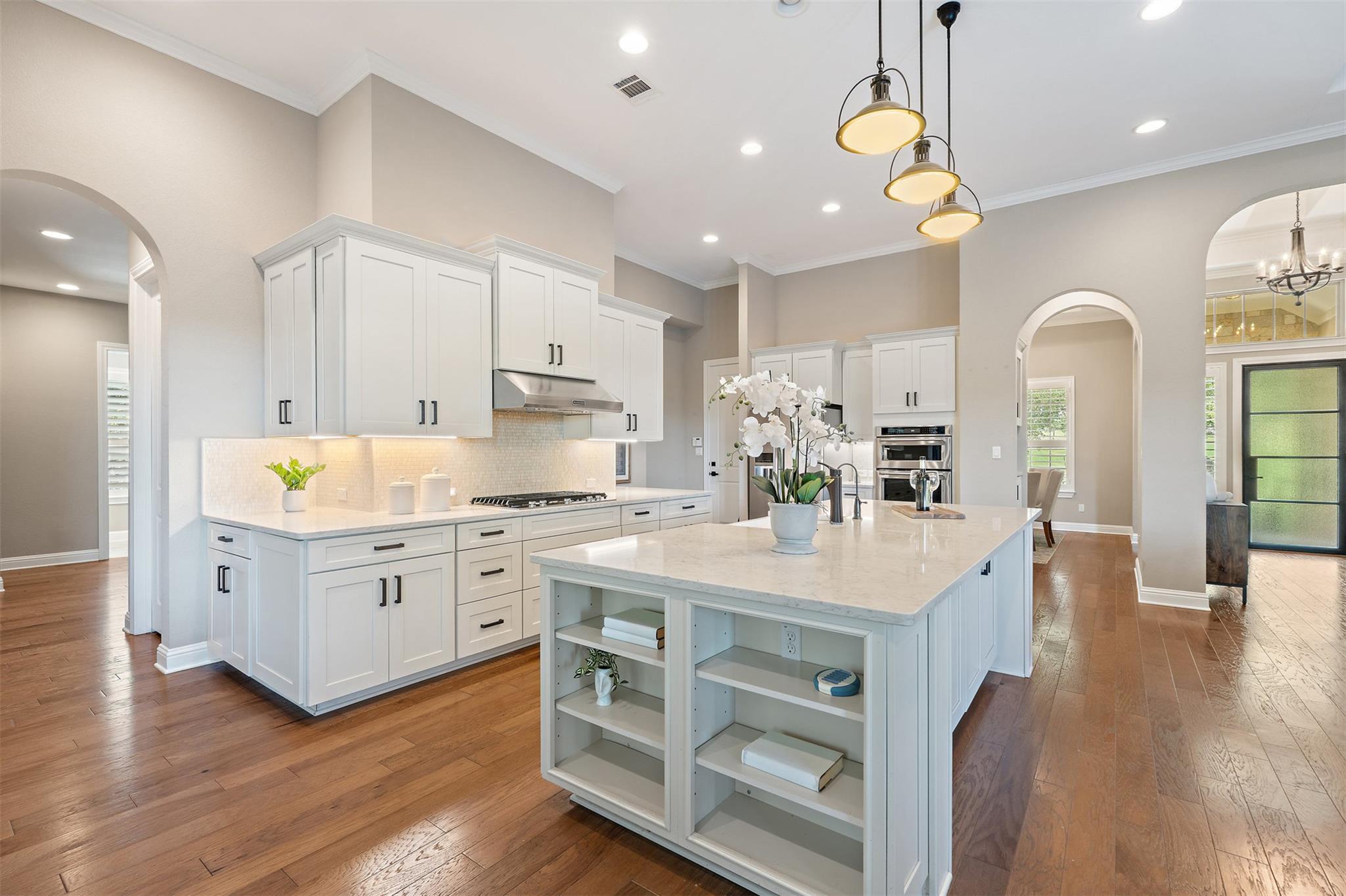 311 Lodestone Ln, Austin, TX 78738