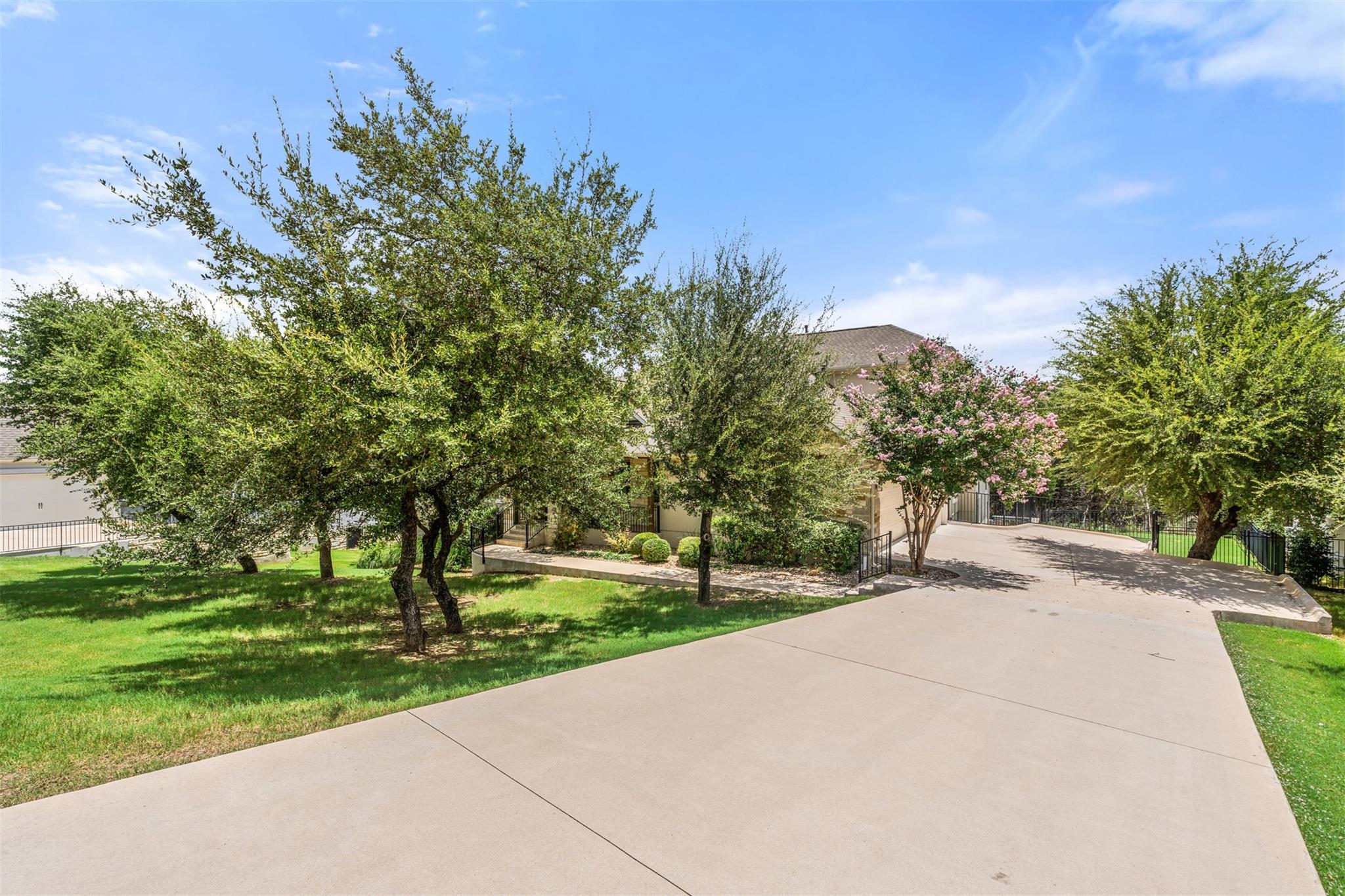 311 Lodestone Ln, Austin, TX 78738