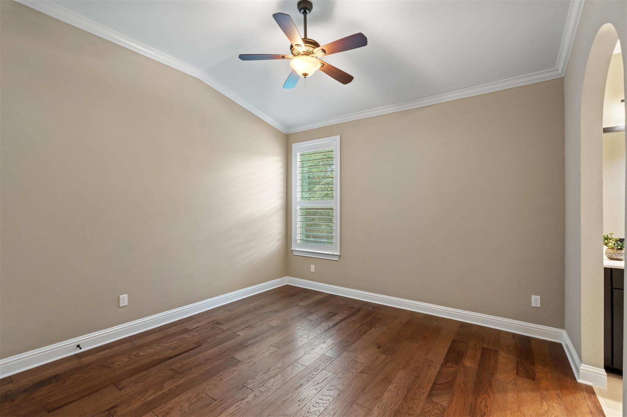 311 Lodestone Ln, Austin, TX 78738