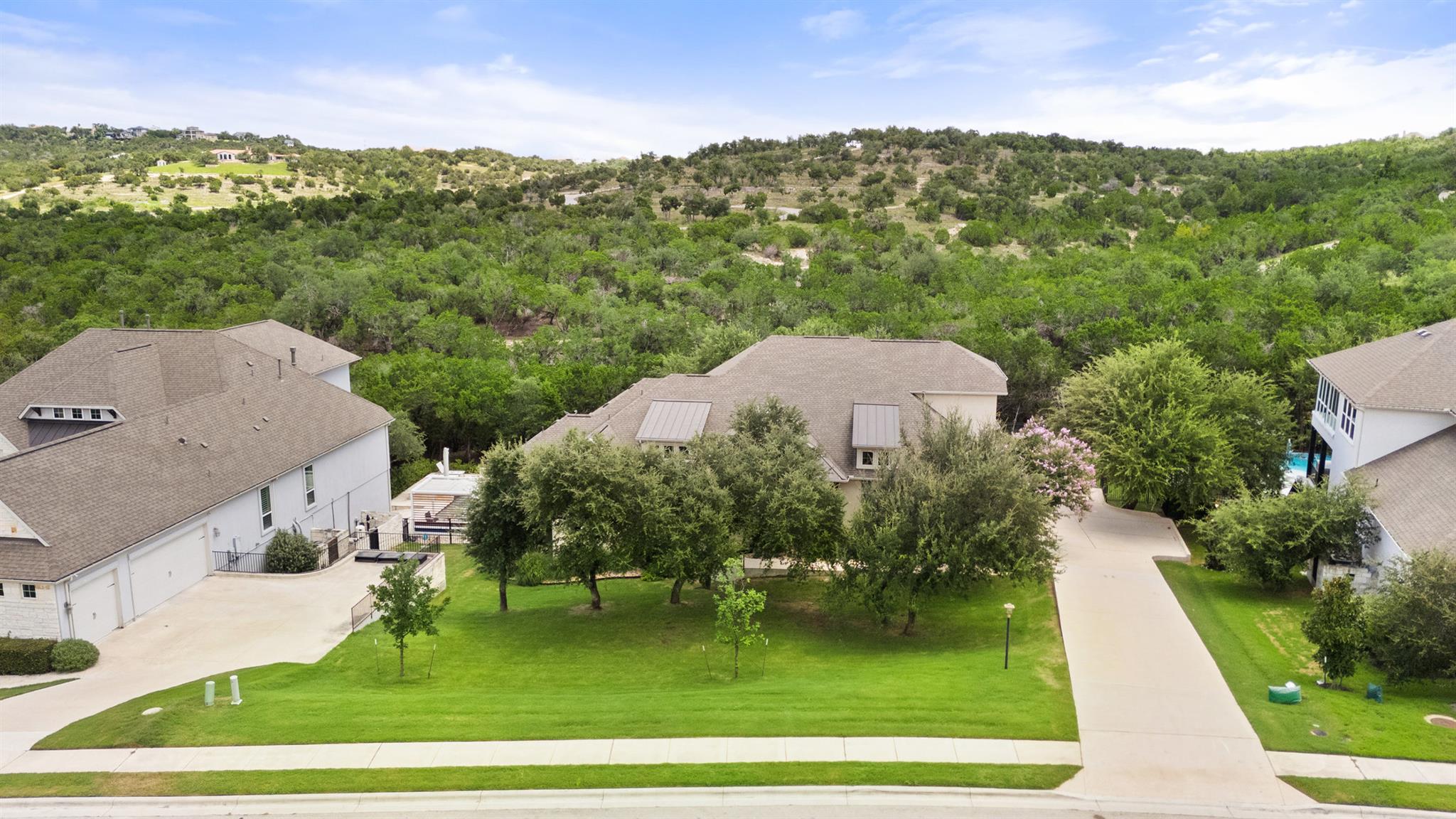 311 Lodestone Ln, Austin, TX 78738