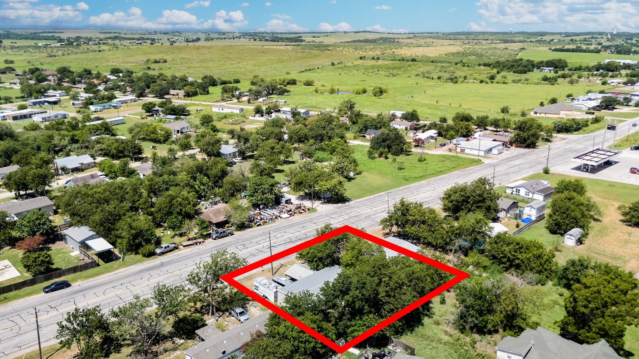 508 W Mesquite Ave, Rogers, TX 76569