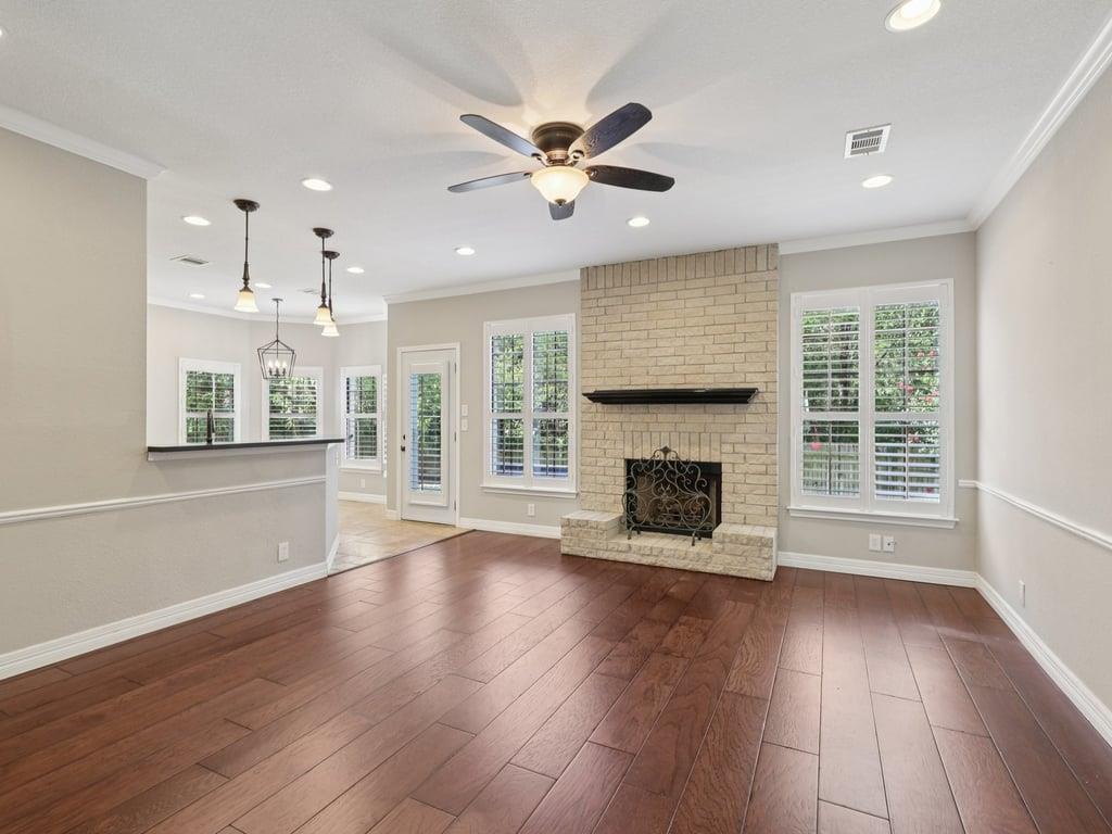 1604 Drop Tine Dr, Cedar Park, TX 78613