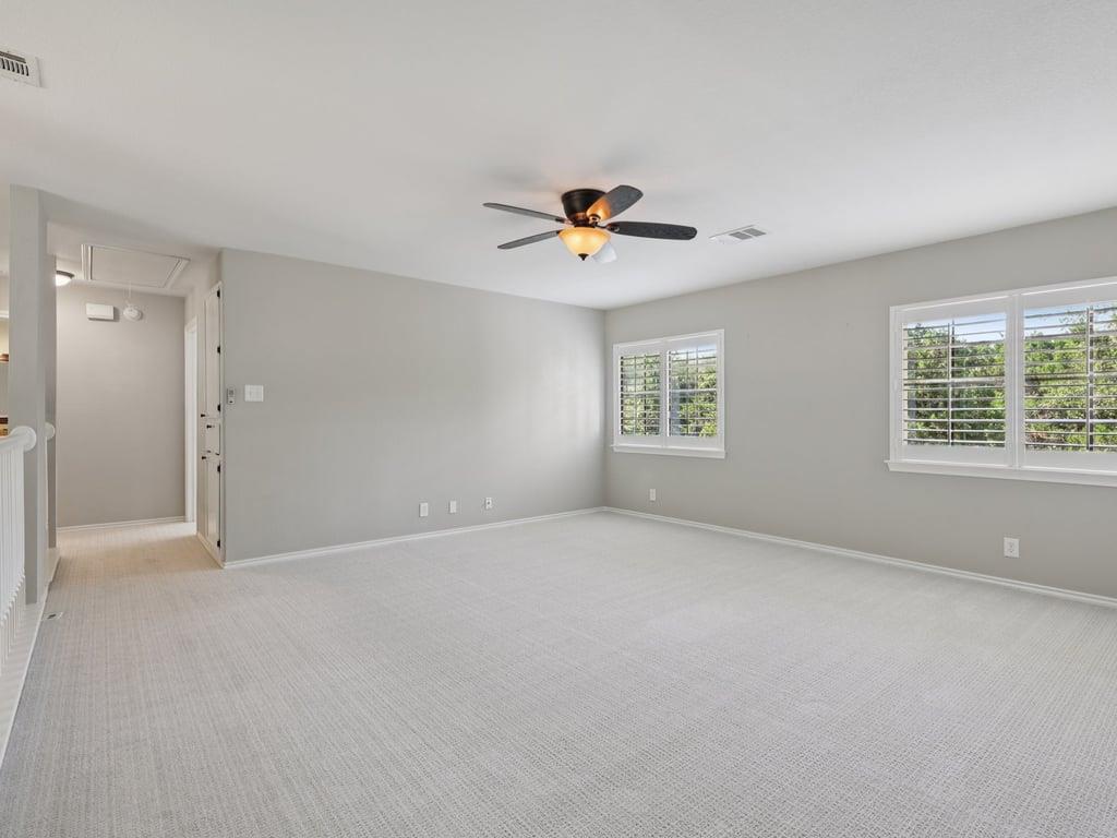 1604 Drop Tine Dr, Cedar Park, TX 78613