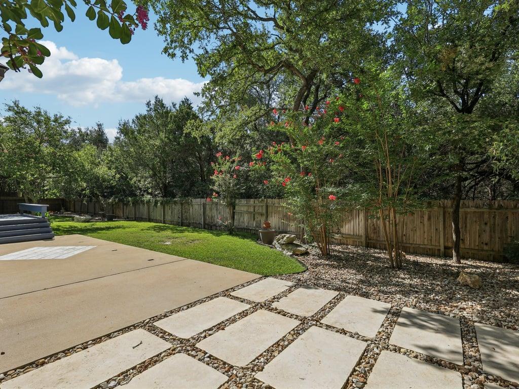 1604 Drop Tine Dr, Cedar Park, TX 78613