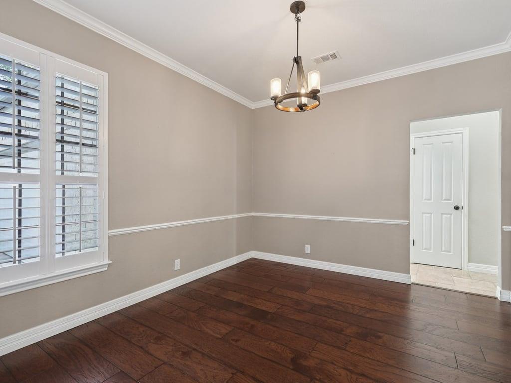 1604 Drop Tine Dr, Cedar Park, TX 78613