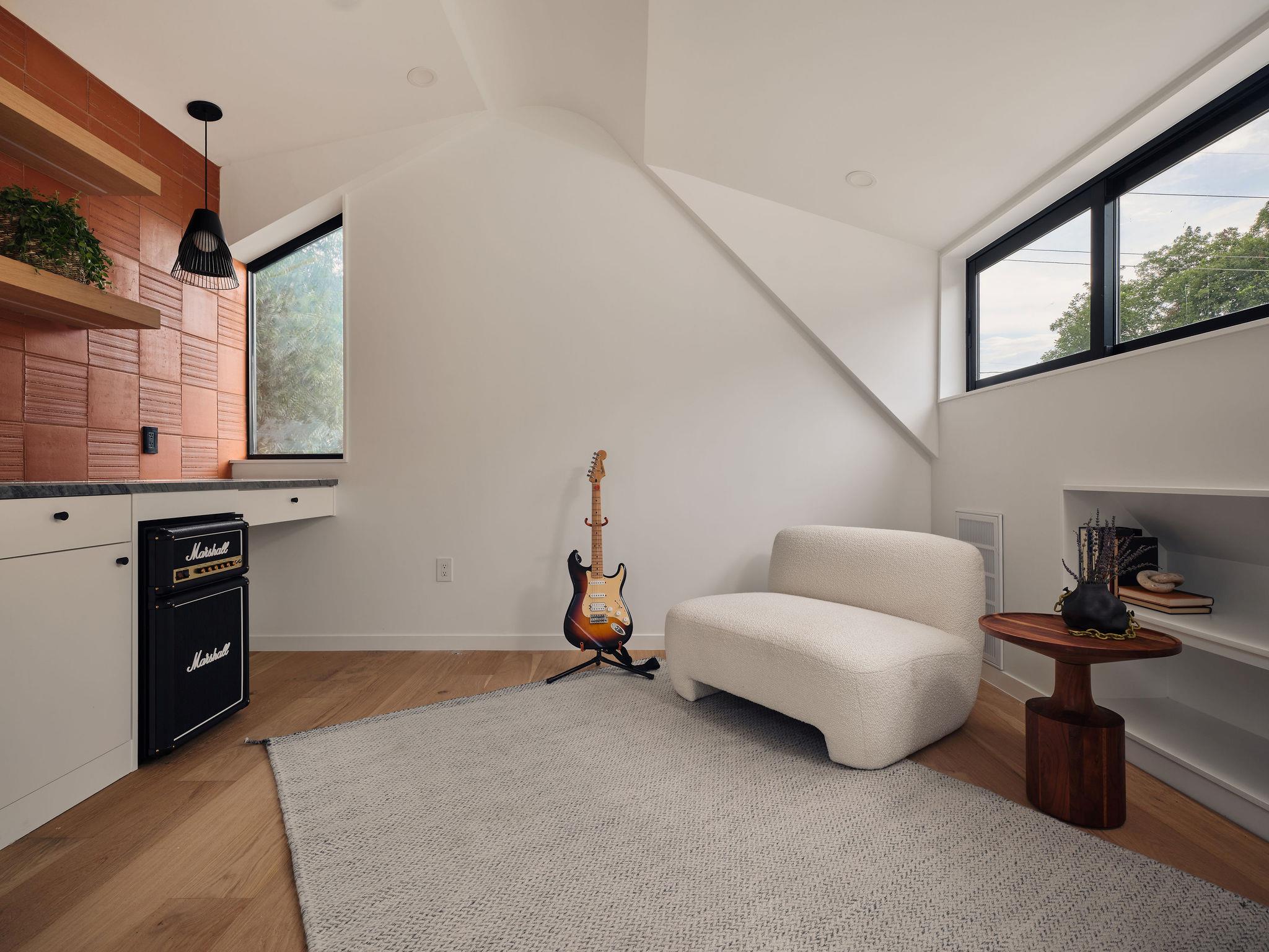 2201 Garden St, Austin, TX 78702