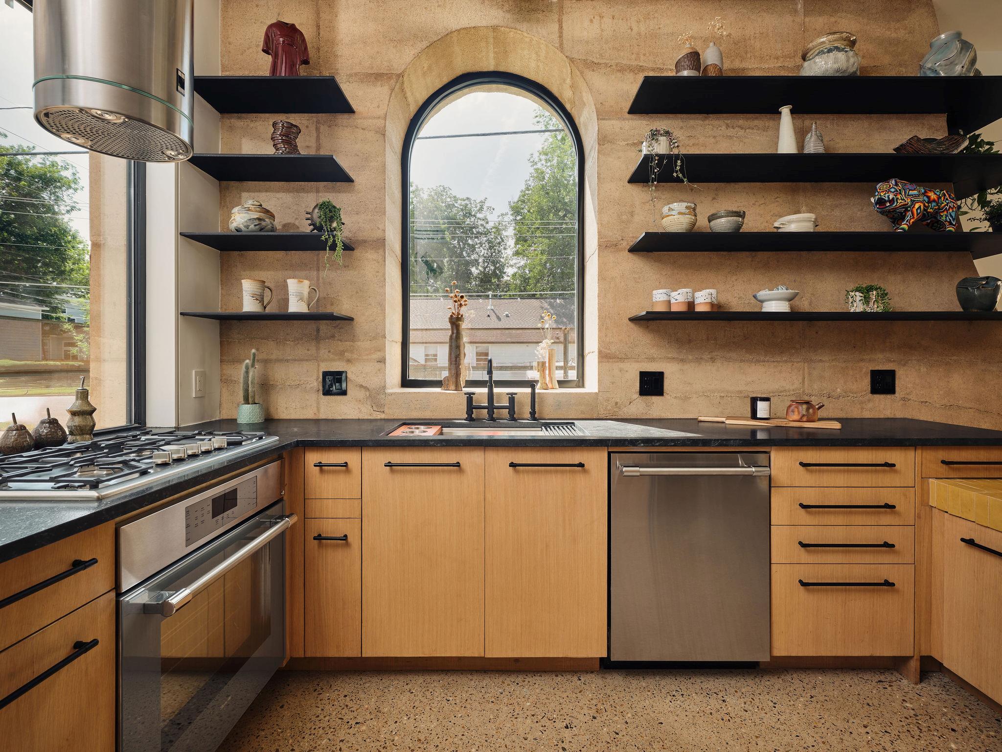 2201 Garden St, Austin, TX 78702