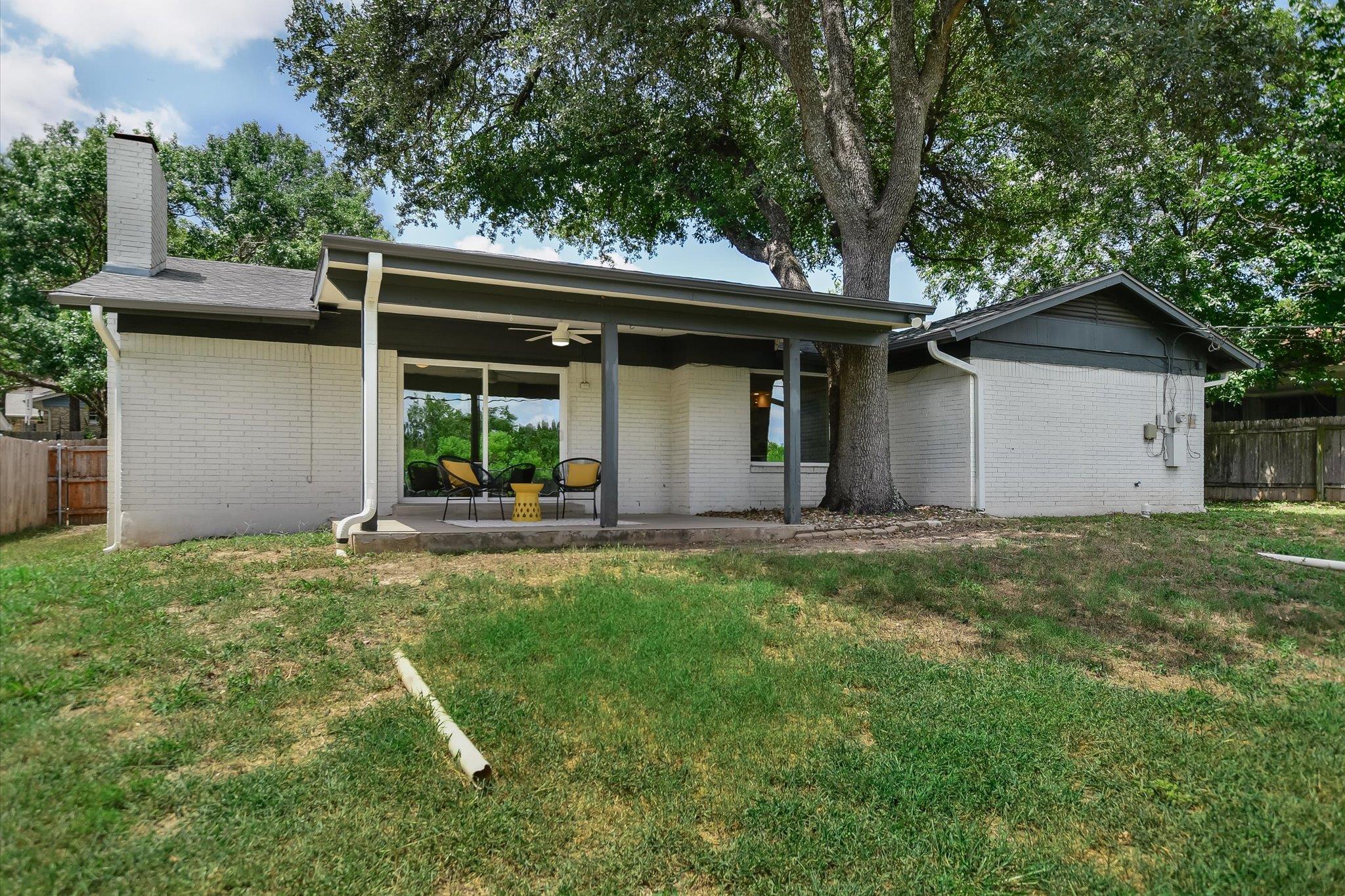 11904 Oakbrook Dr, Austin, TX 78753