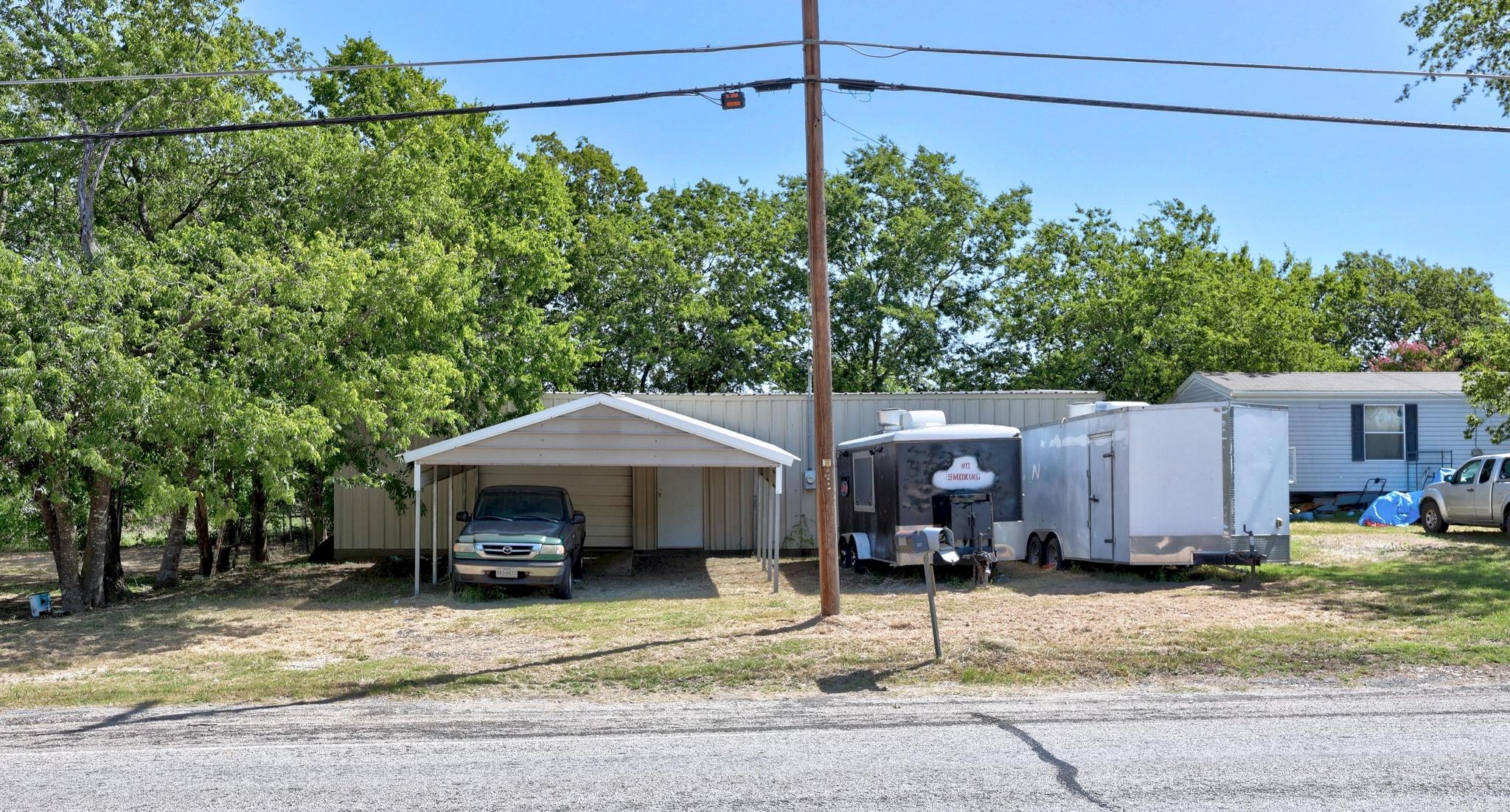 508 W Mesquite Ave, Rogers, TX 76569