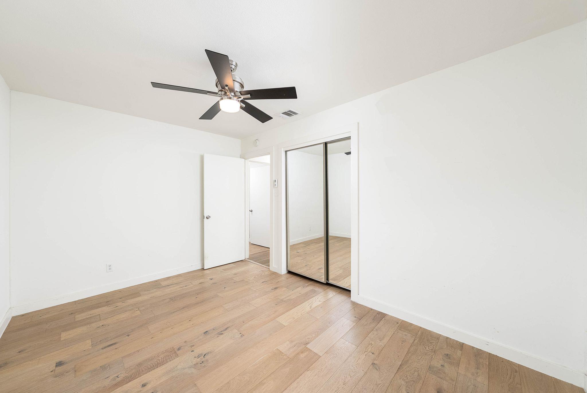 6017 Belfast Dr, Austin, TX 78723