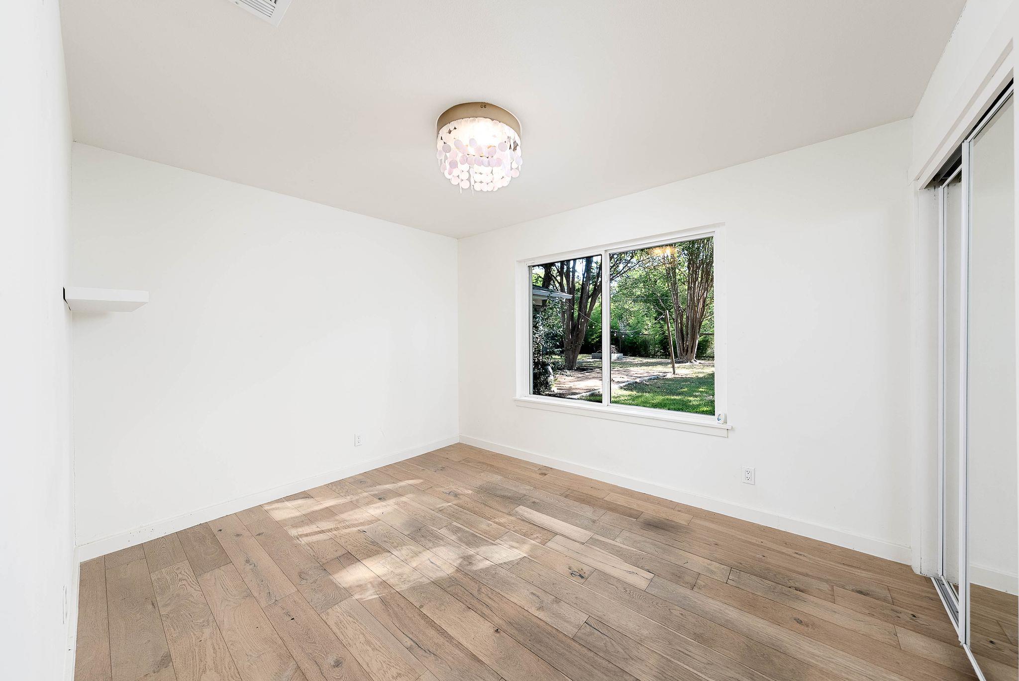 6017 Belfast Dr, Austin, TX 78723