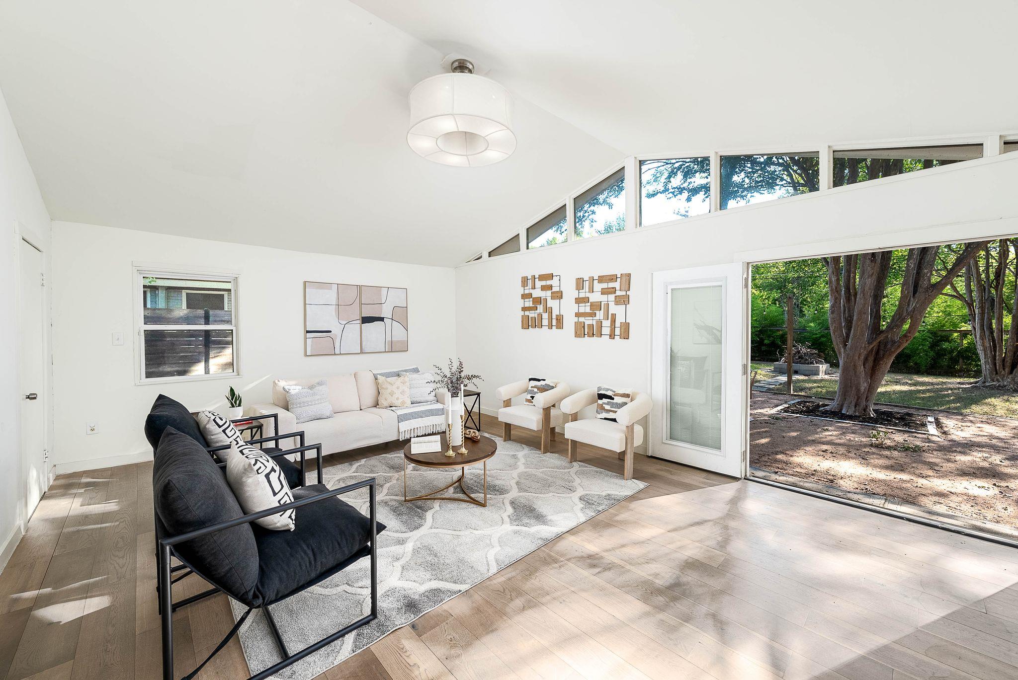 6017 Belfast Dr, Austin, TX 78723