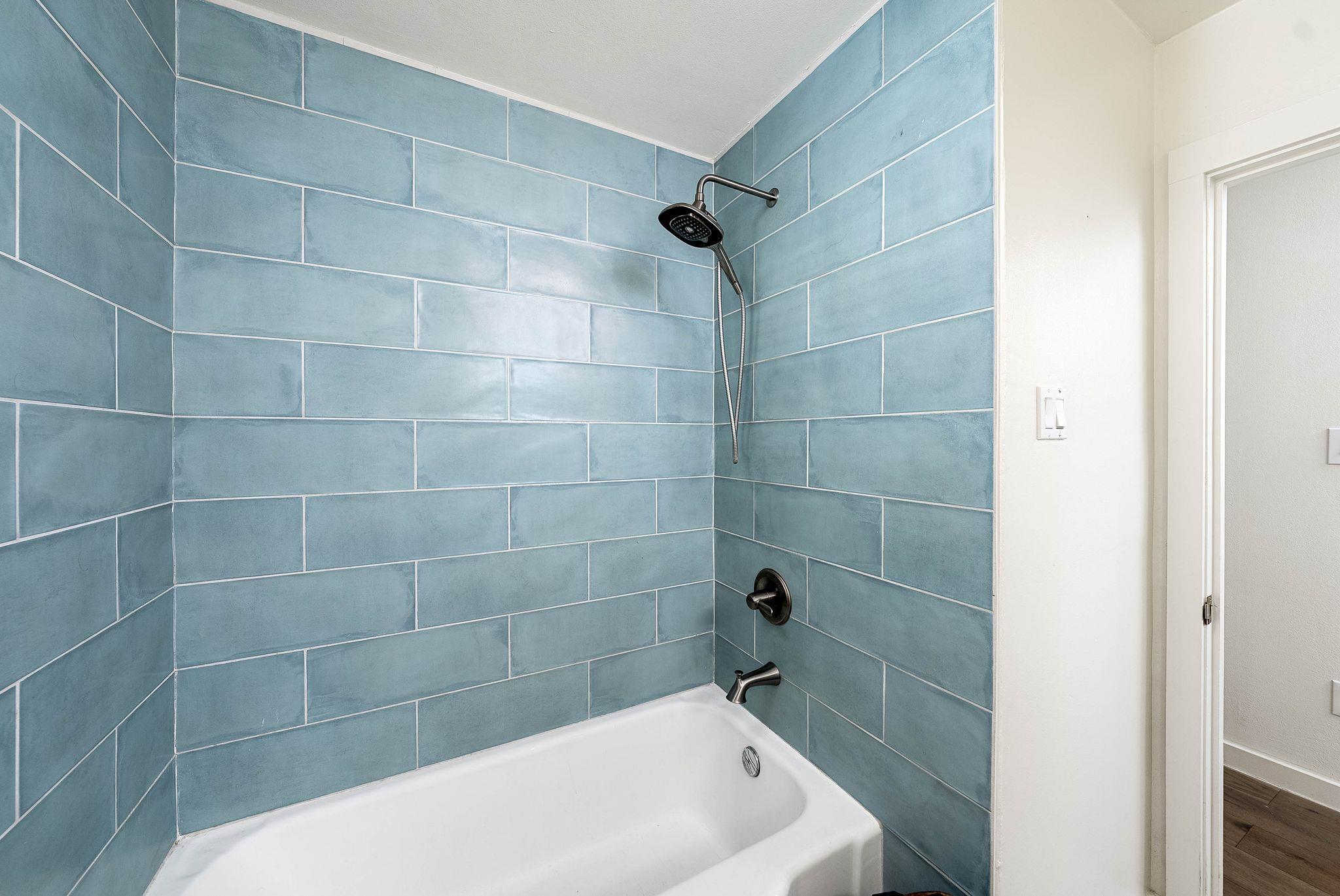 6017 Belfast Dr, Austin, TX 78723