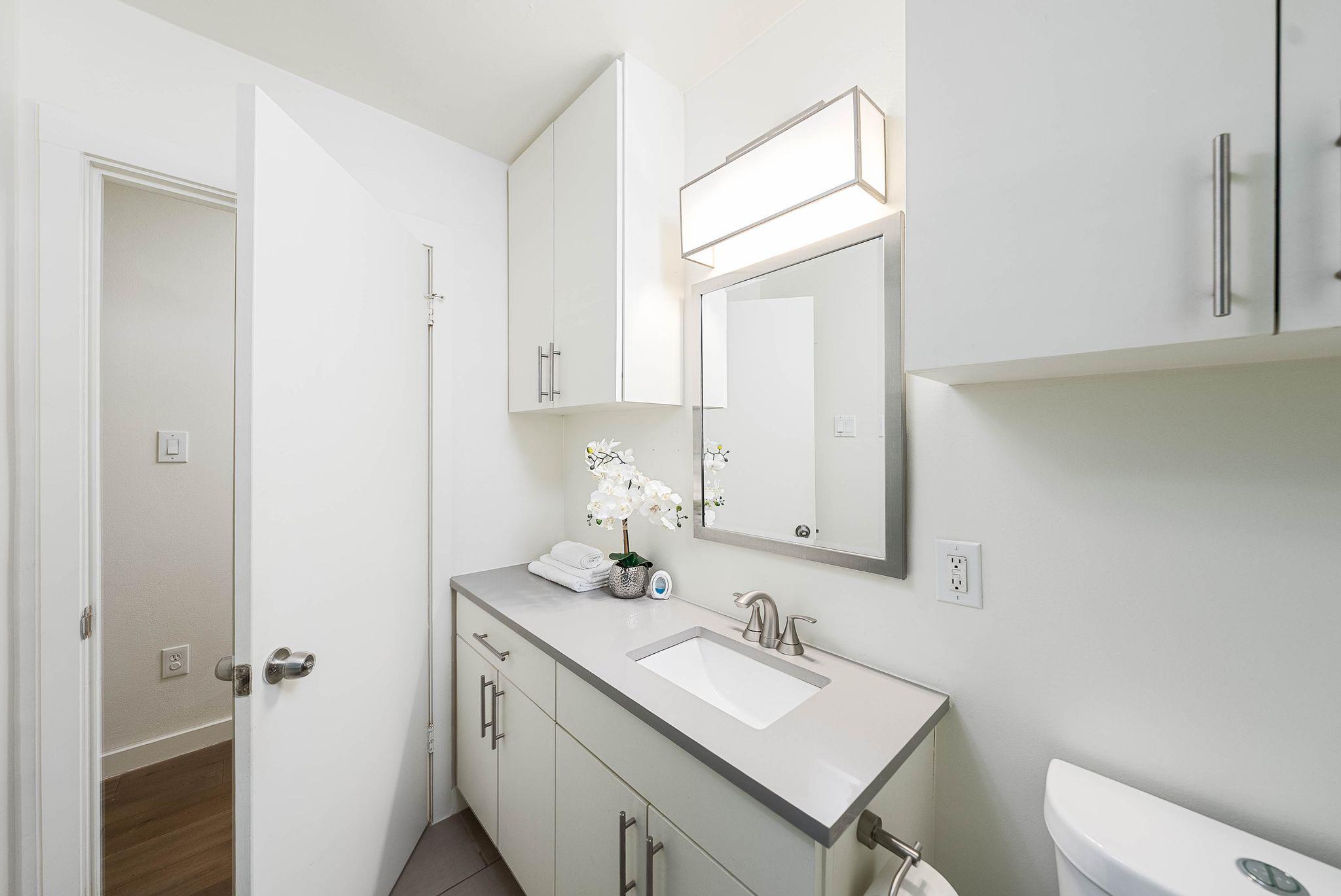 6017 Belfast Dr, Austin, TX 78723