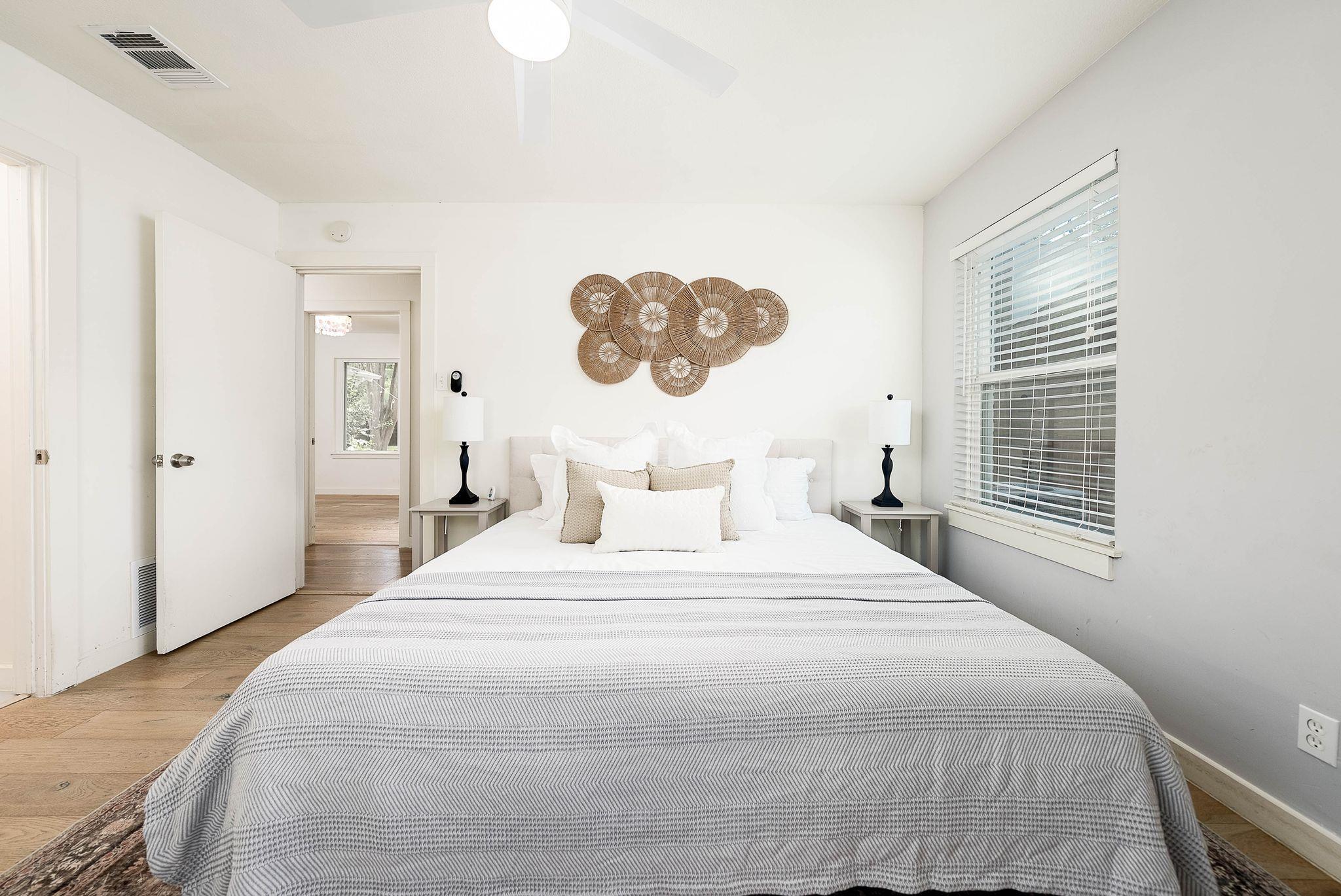 6017 Belfast Dr, Austin, TX 78723