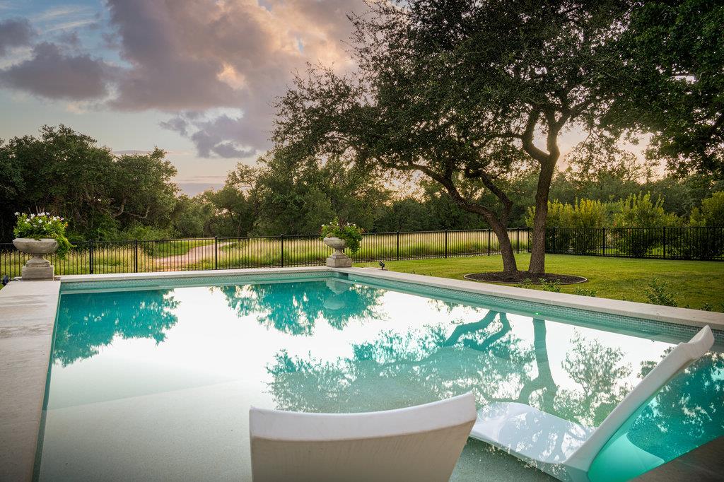 1104 Flint Ridge Trl, Georgetown, TX 78628