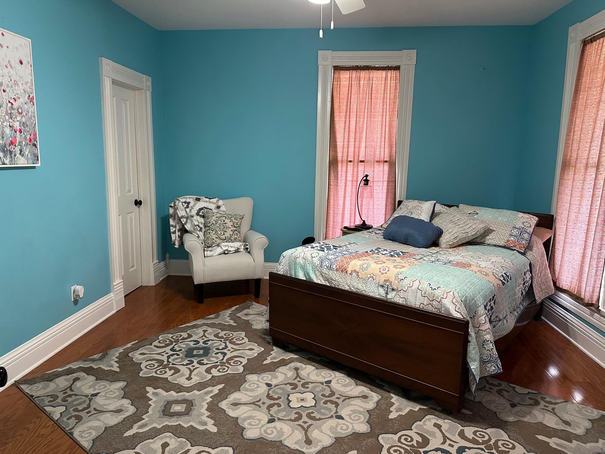 326 W Colorado St, La Grange, TX 78945