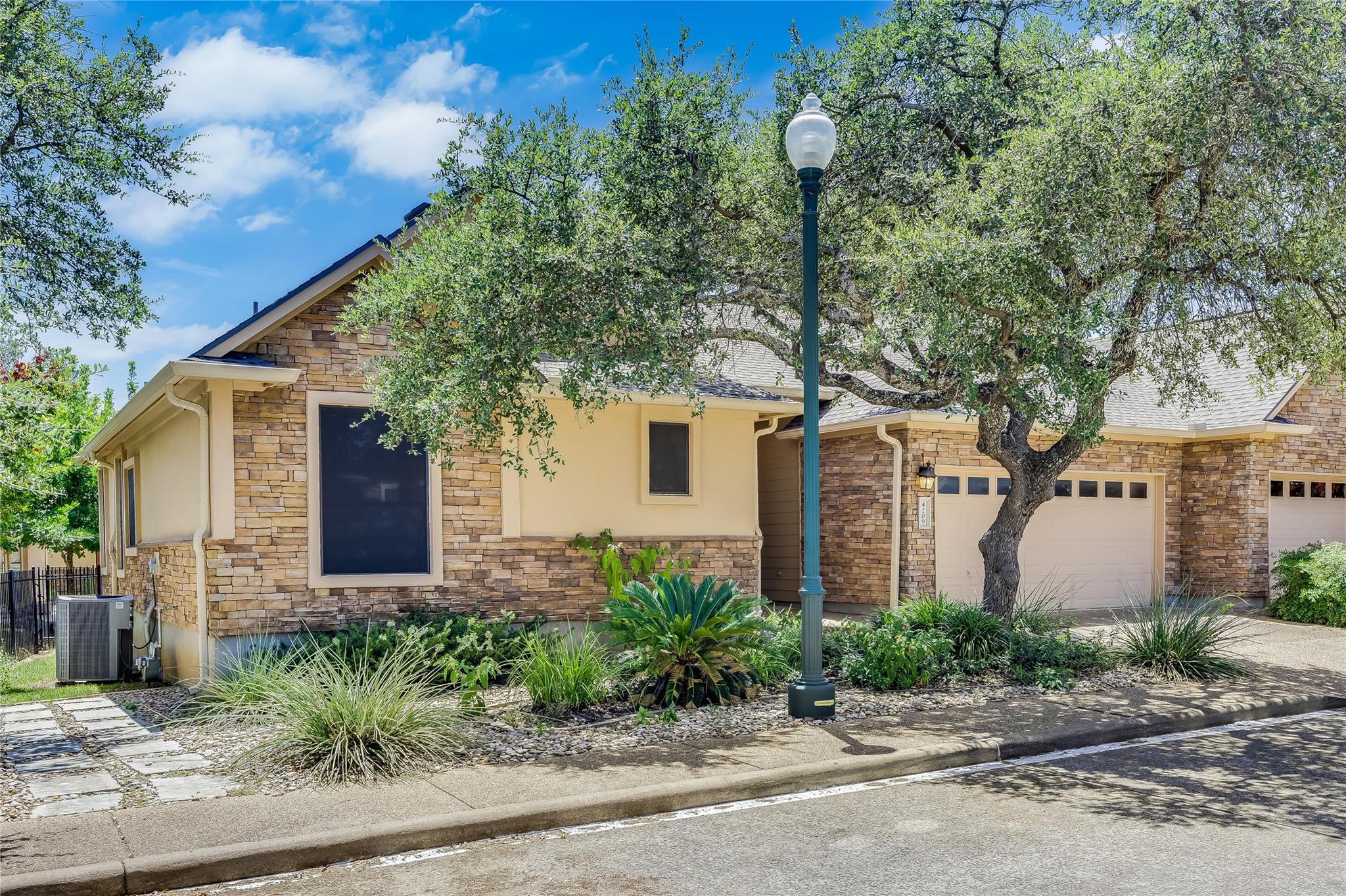 4209 Johns Light Dr # 70, Austin, TX 78727