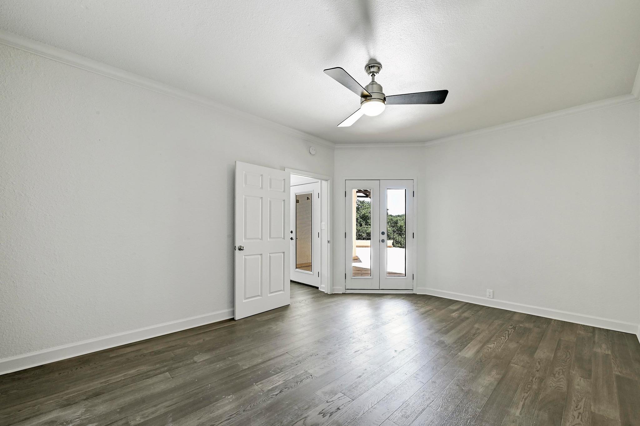 1 Crystal Springs Ct # F, The Hills, TX 78738