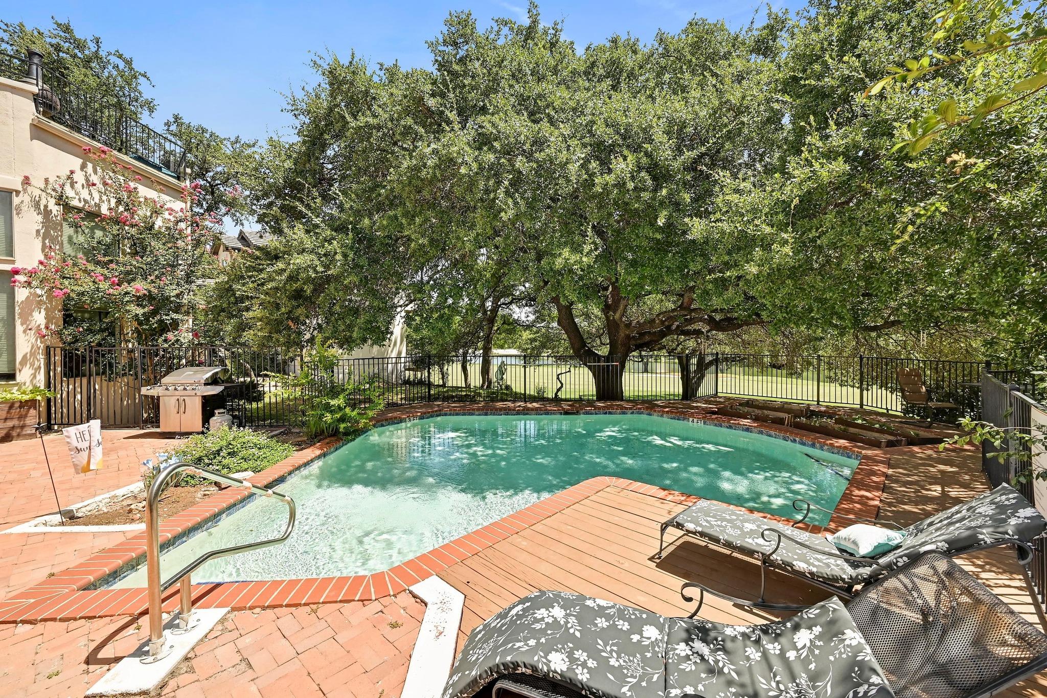 1 Crystal Springs Ct # F, The Hills, TX 78738