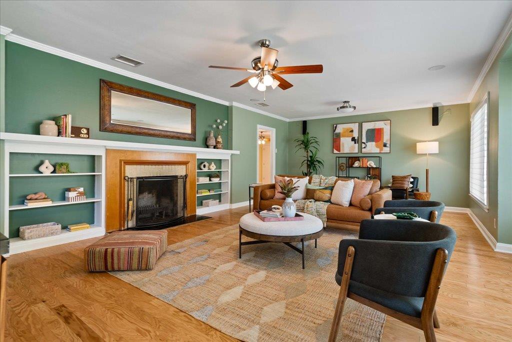 5904 Shoal Creek Blvd, Austin, TX 78757