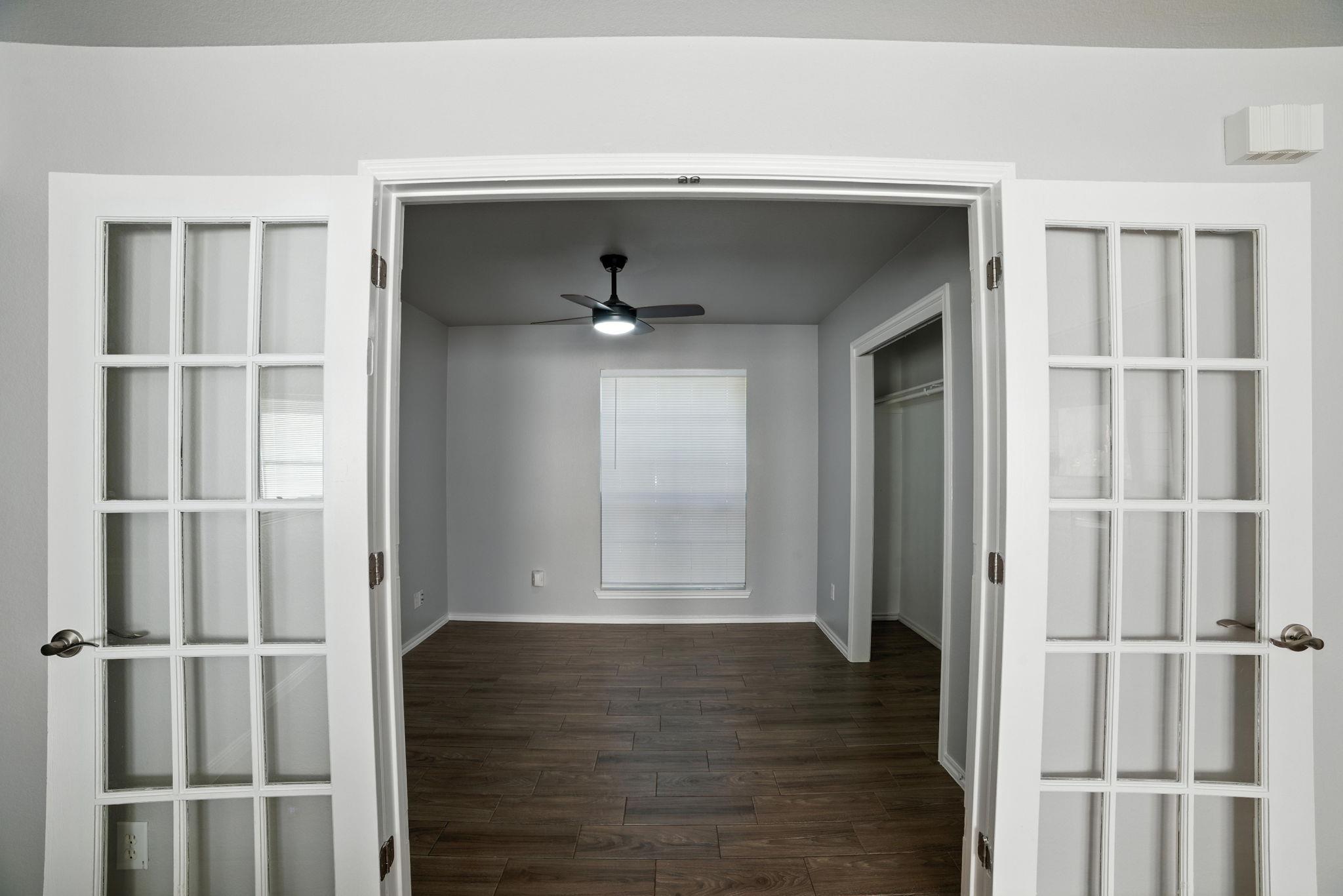 1107 Blewett Dr, Hutto, TX 78634