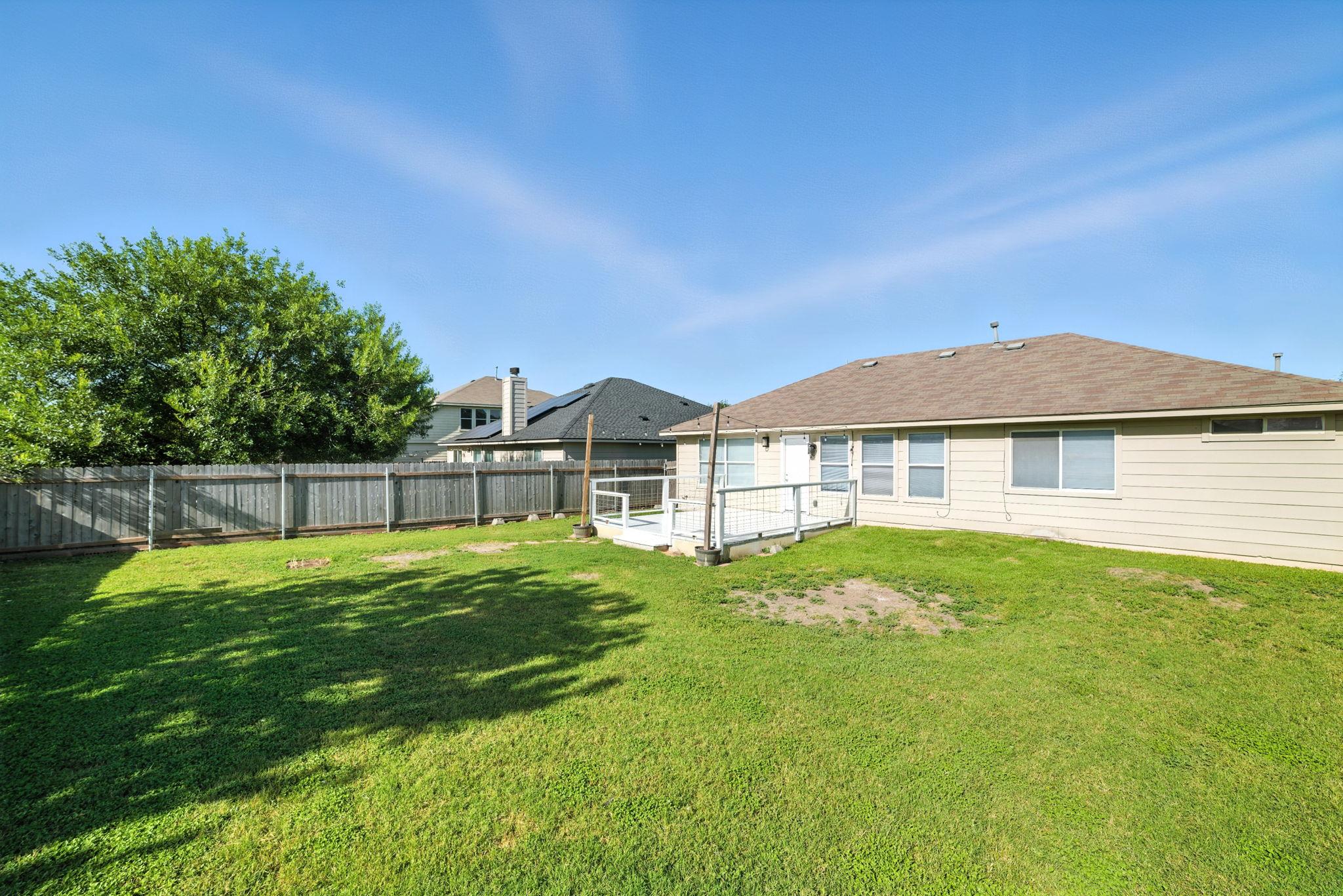 1107 Blewett Dr, Hutto, TX 78634
