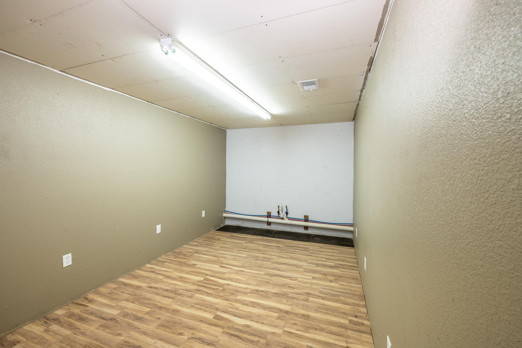 205 Saint John St, Gonzales, TX 78629