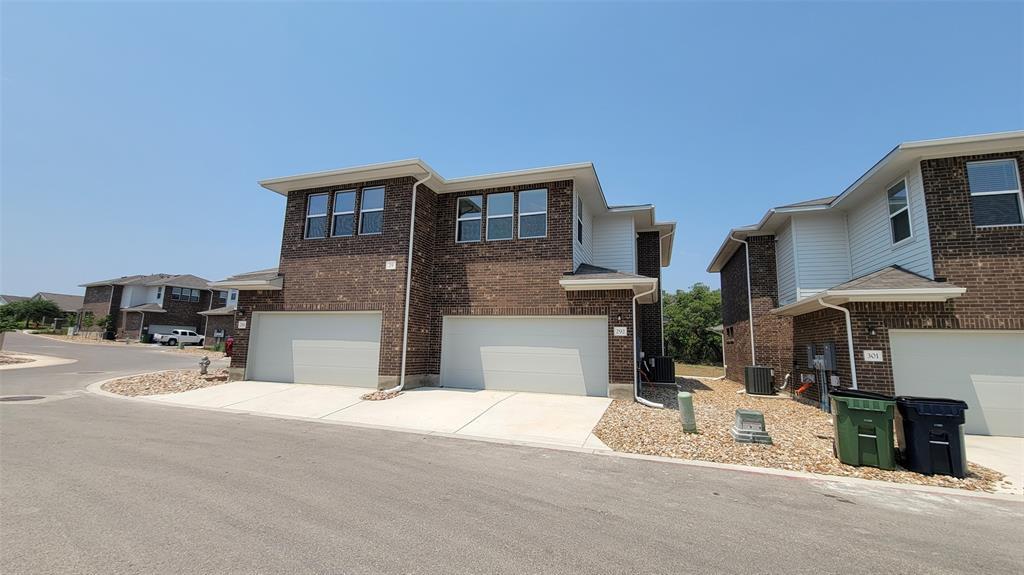 605 W South St # 291, Leander, TX 78641