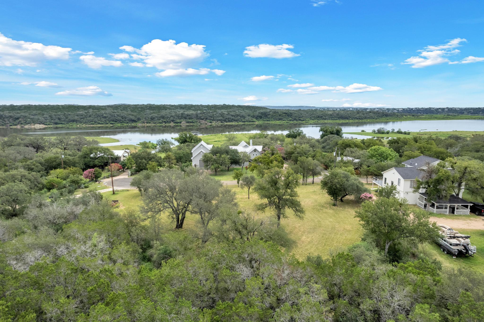 504 CR 421A, Spicewood, TX 78669