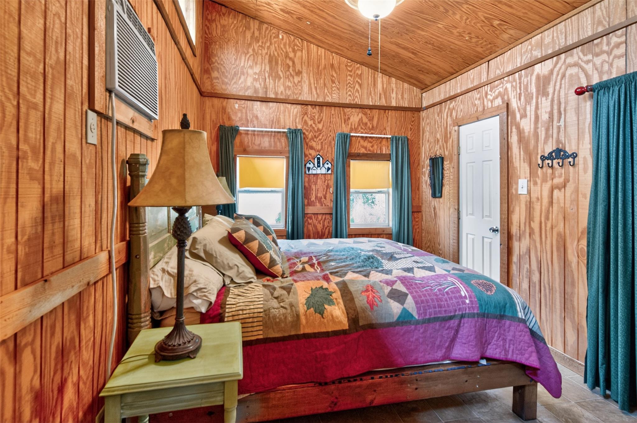 702 Birch Hollow Dr, Somerville, TX 77879