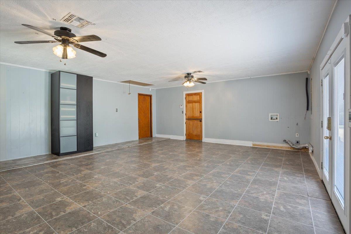 504 E 24th Ave, Belton, TX 76513