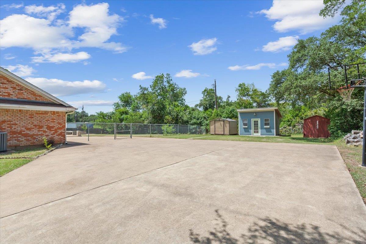 504 E 24th Ave, Belton, TX 76513