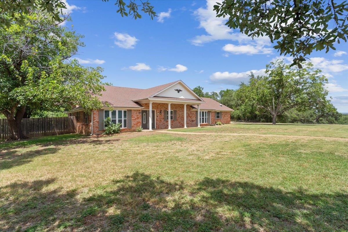504 E 24th Ave, Belton, TX 76513