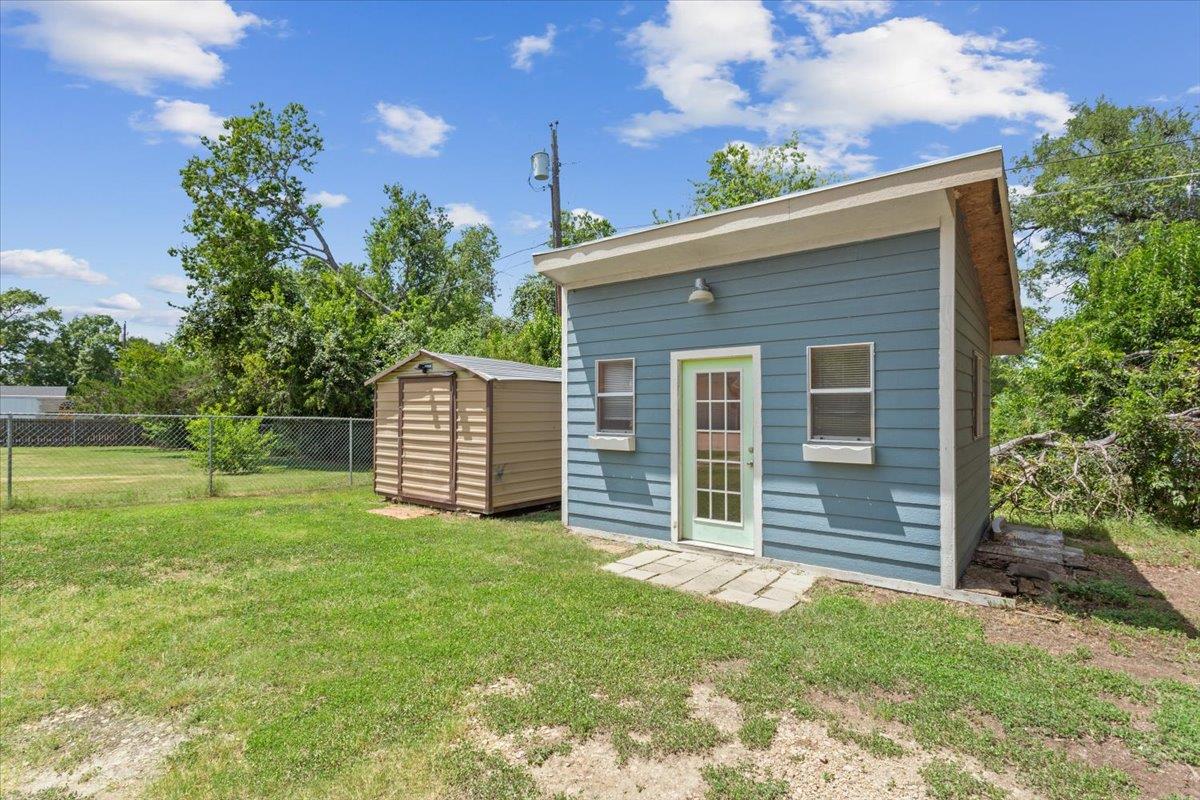 504 E 24th Ave, Belton, TX 76513