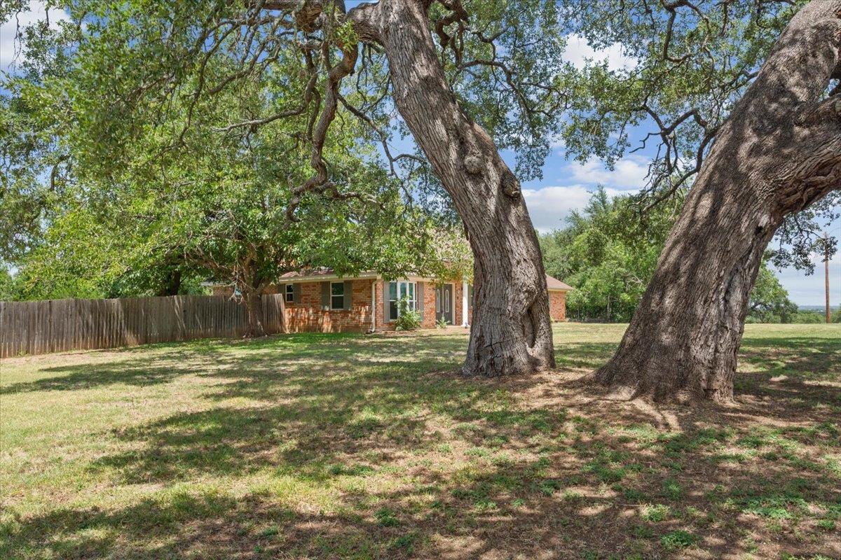 504 E 24th Ave, Belton, TX 76513