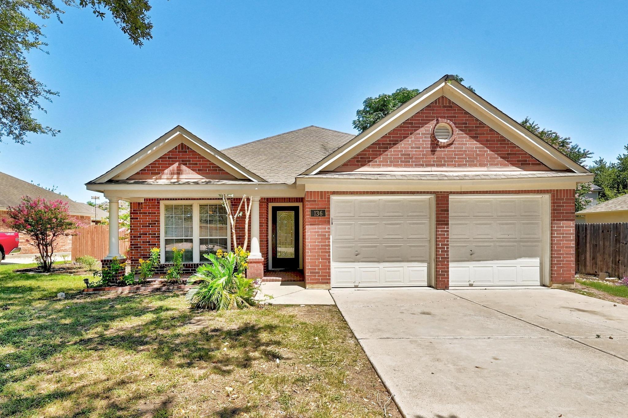 136 Winter St, Kyle, TX 78640
