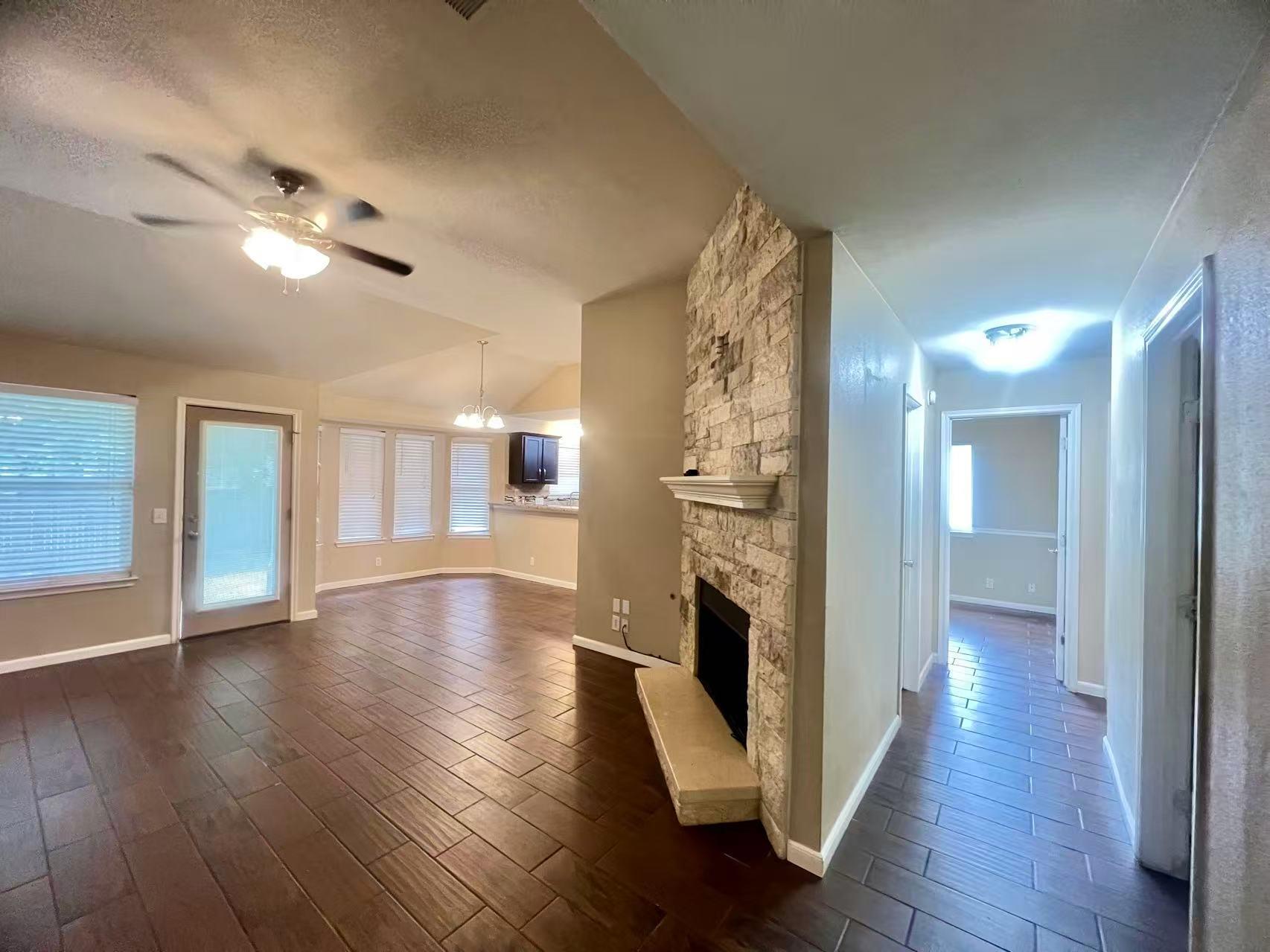 1800 Columbine Ln, Leander, TX 78641