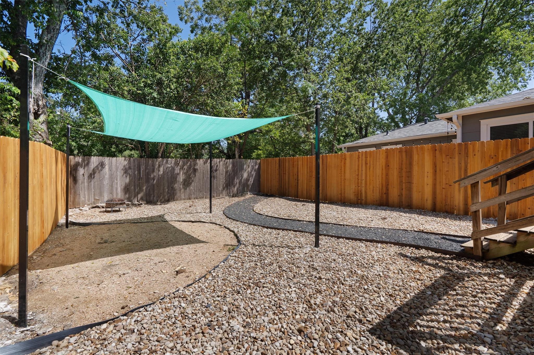 2609 S 5th St, Austin, TX 78704