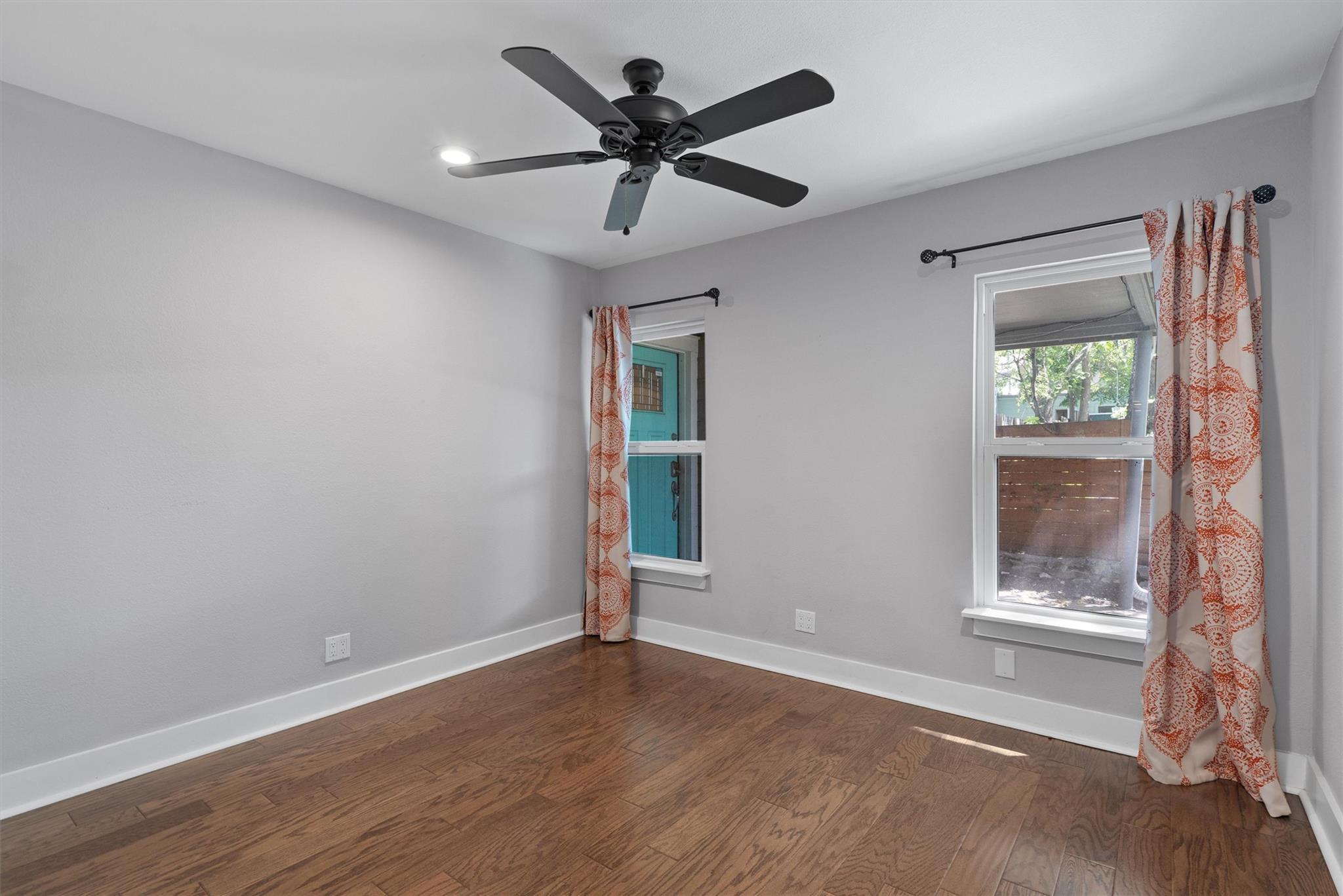 2609 S 5th St, Austin, TX 78704