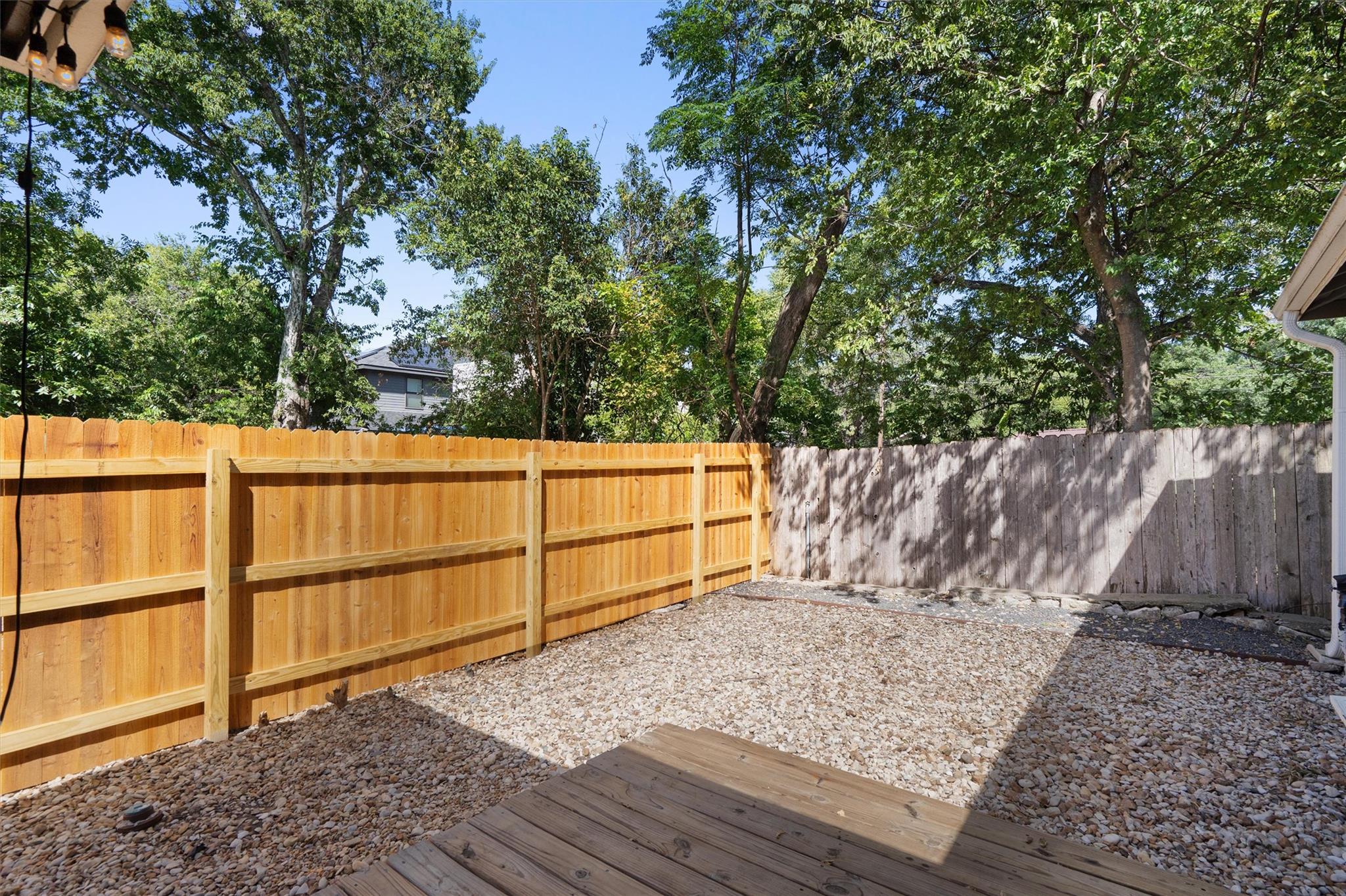 2609 S 5th St, Austin, TX 78704